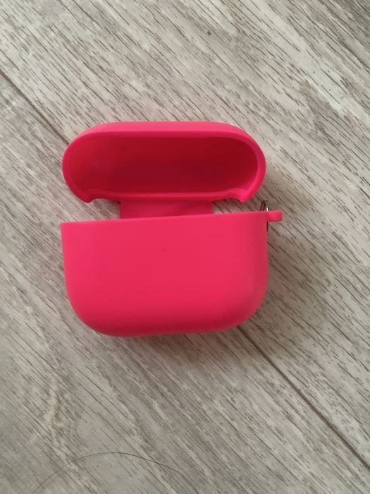 Чехлы для Airpods 3/4