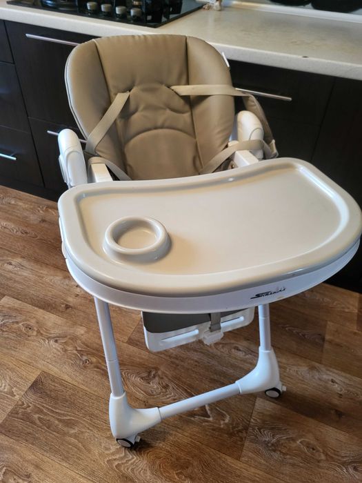 Стульчик для кормления.