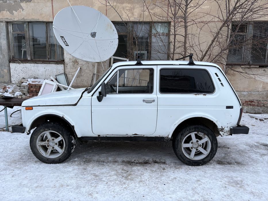 Продам ниву 2002 г.в.