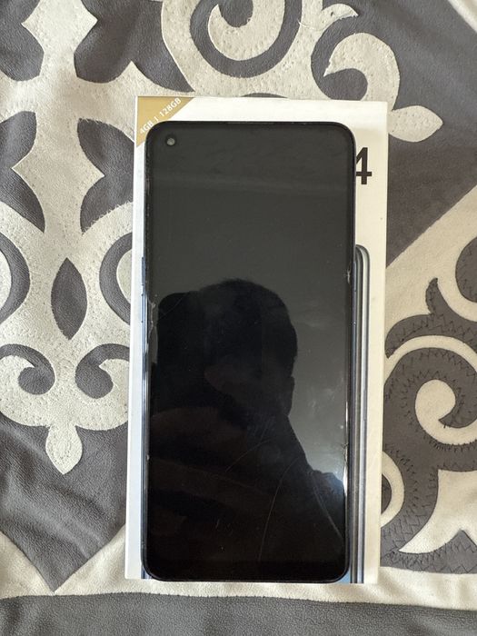 Оппо А74 в хорошем состоянии