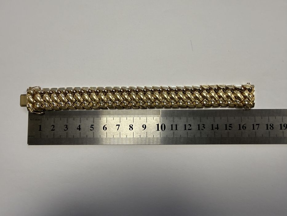 Златна гривна 35.6гр 18/750 карата