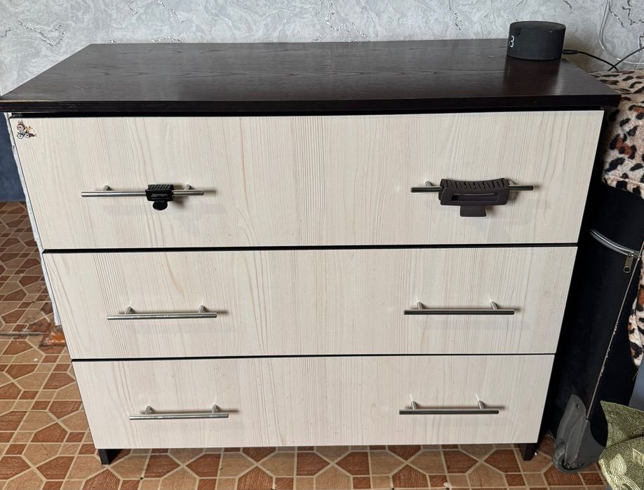 Продам комод для вещей