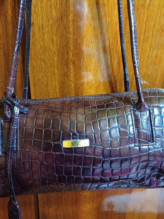 Poșetă  piele  de crocodil