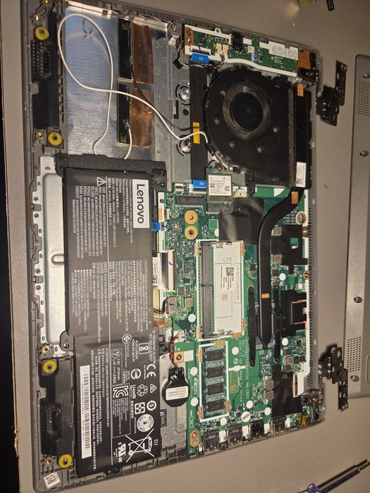 Ryzen 3 3250U 4GB DDR4