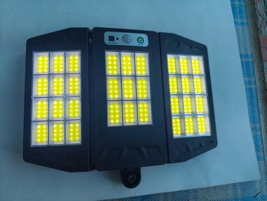 Lampa solara flexibil cu 264 led cob si telecomanda
