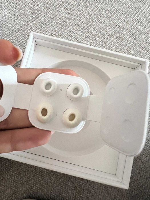 AirPods Pro Gen 1 2019