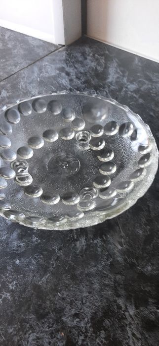 Продам вазы.  Производство советское, стекло.