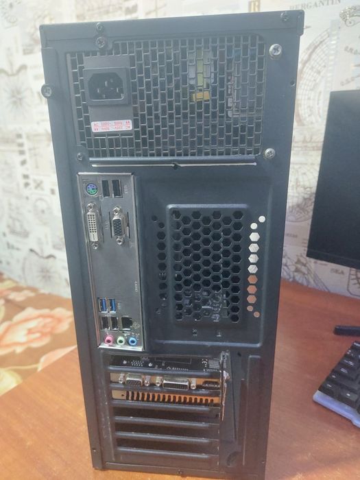 Системный блок(читайте описание)