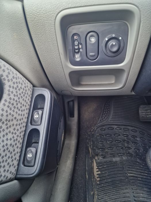 De vânzare Renault clio symbol automat