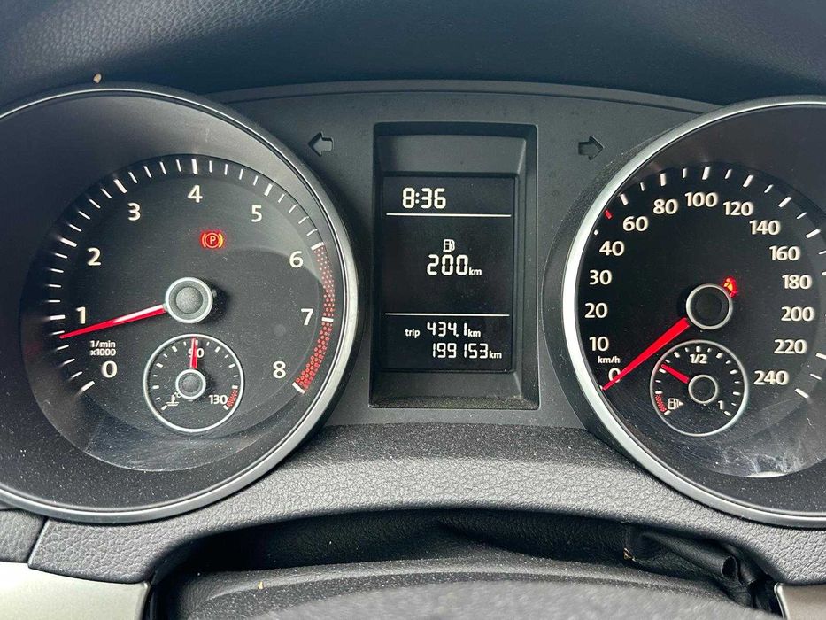 VOLKSWAGEN Golf 2012 — imagine 5