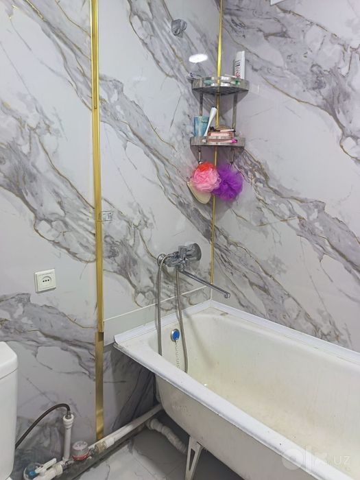 srochno arenda oila va qizlarga Farhod bozor oldida