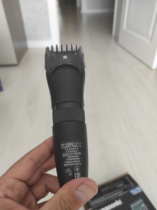 Продам машинку для стрижки волос