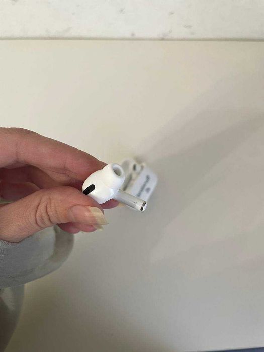 Оригинальные Apple AirPods Pro 1