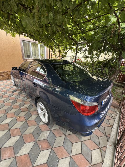 BMW 5 Series 2004 — imagine 3