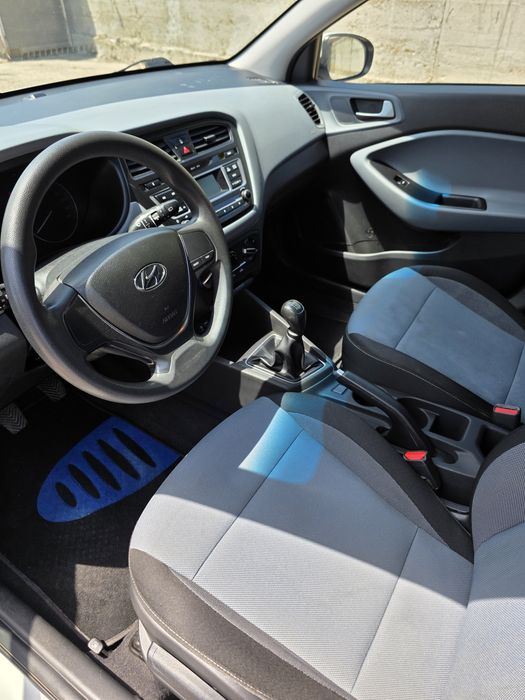 Vând Hyundai I20 1.2 84CP Comfort
