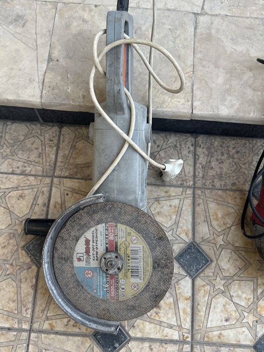 Болгарка сотилади