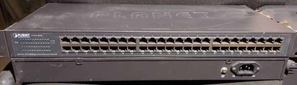 48-портовый Fast Ethernet сетевой Коммутатор hub