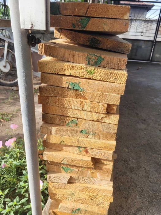 Дървен материал / дъски/  бял бор