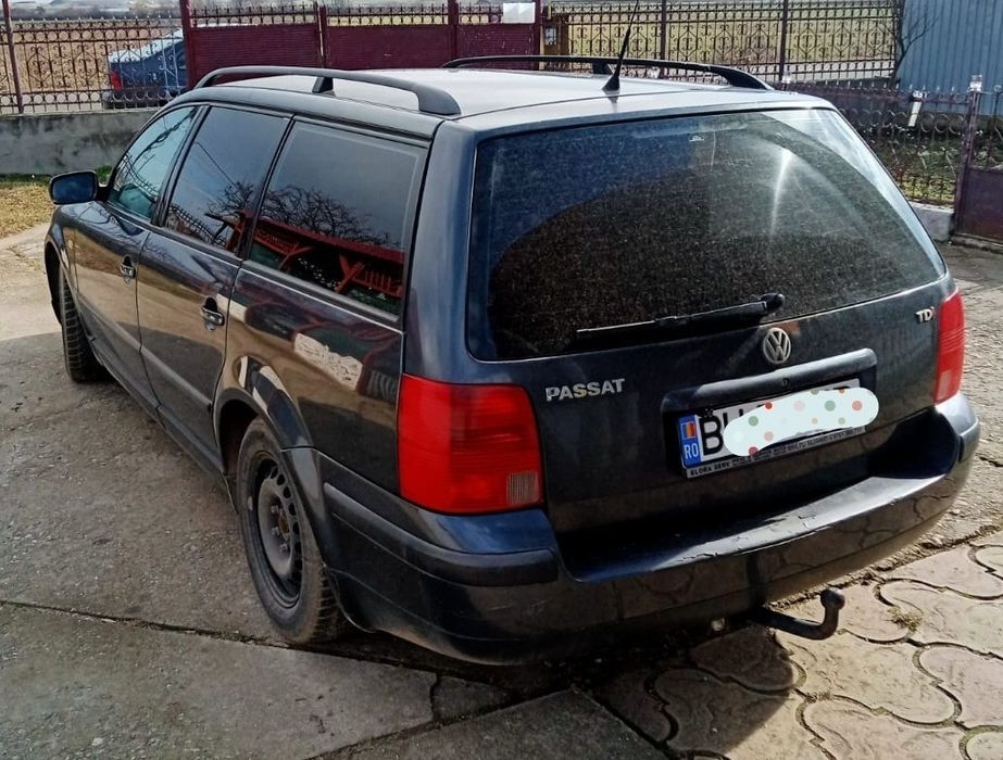 Vând Volkswagen Passat