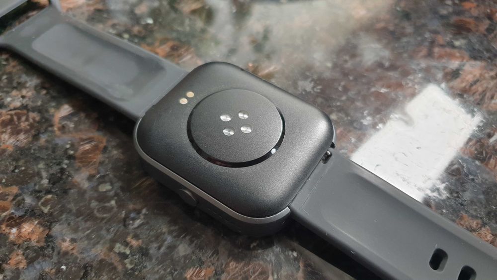 Часовник Nothing CMF Watch Pro BFCD