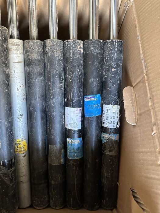 Новые амортизаторы стойки BMW E34