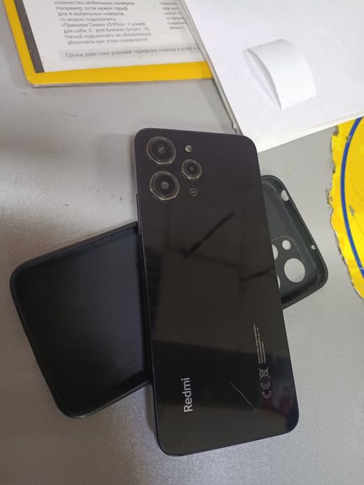 Продам телефон Редми 12 ,