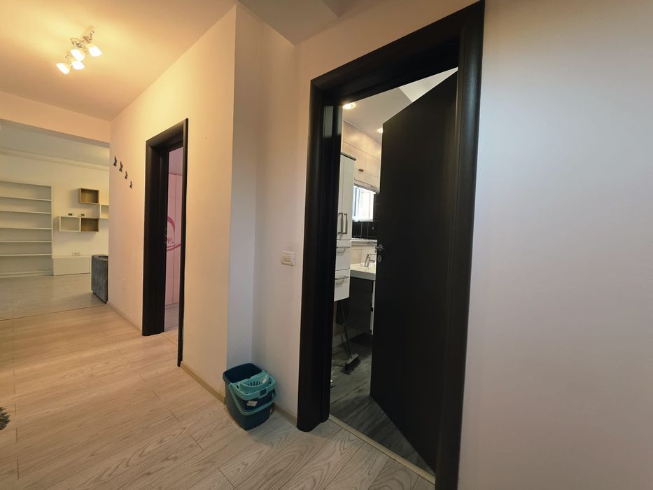 Proprietar închiriez apartament 3 camere