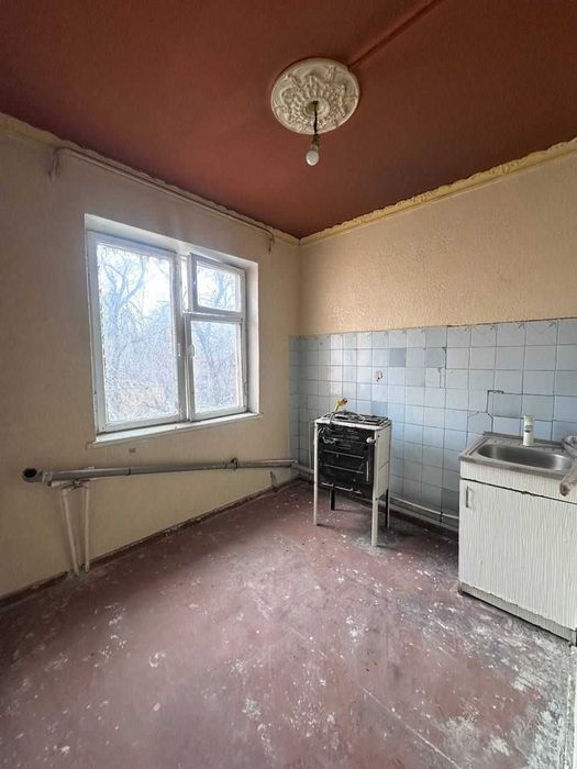 Киргили Юбилейкада 4/4 этаж 2 хона уй ижарага берилади