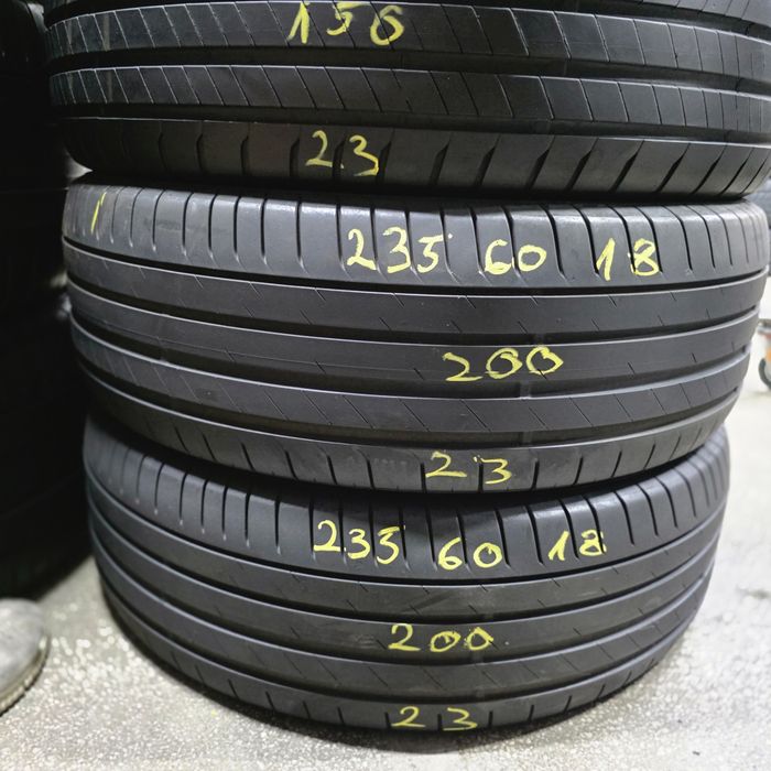 2x 235/60/18 VARA NEXEN 2023 Stare excelenta
