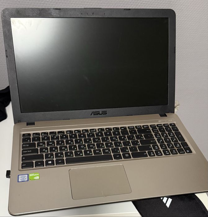 Ноутбук asus x540