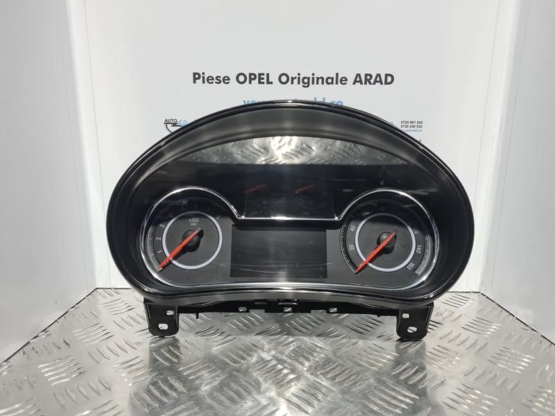 Ceas bord benzina Opel Insignia A facelift 1.8 T