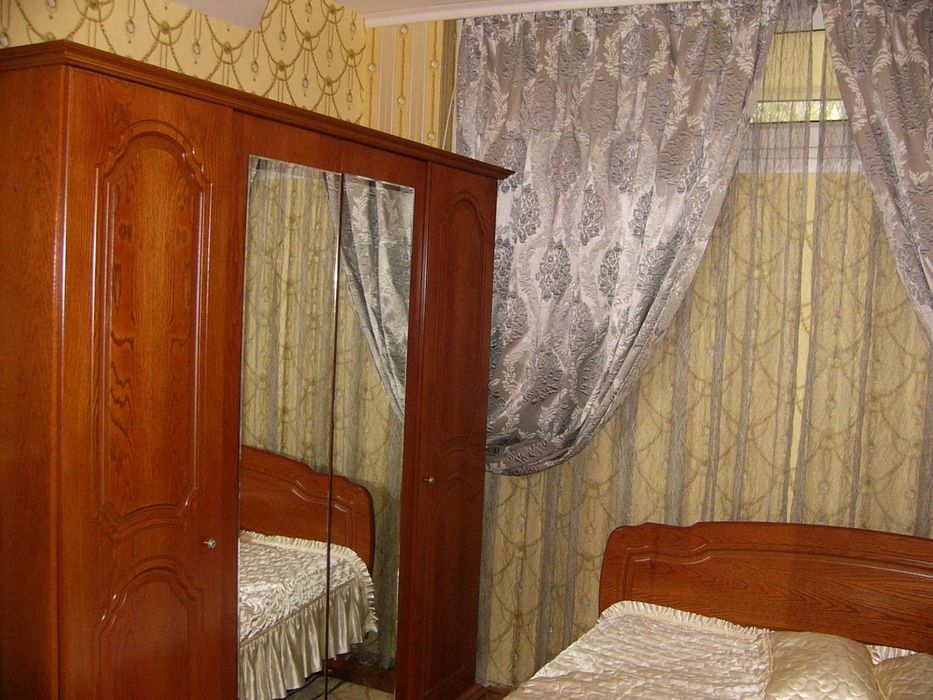 Дава се под наем Двустаен апартамент в Велико Търново, Център - 55 кв.м за 285.6 € - Снимка #2