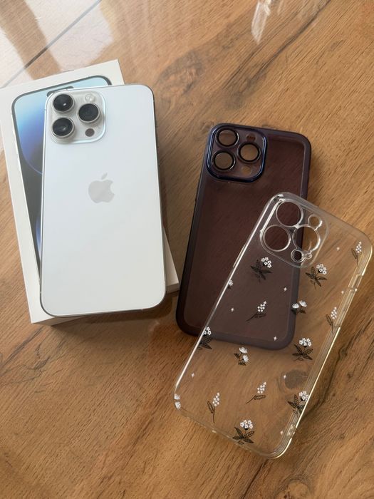 Продаю iPhone 14 Pro Max 256 Гб белый