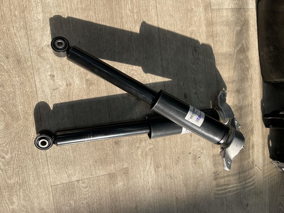 Malibu-1 orqa GM ORIGINAL Amartizator Zbory chashka otboynilari bilan