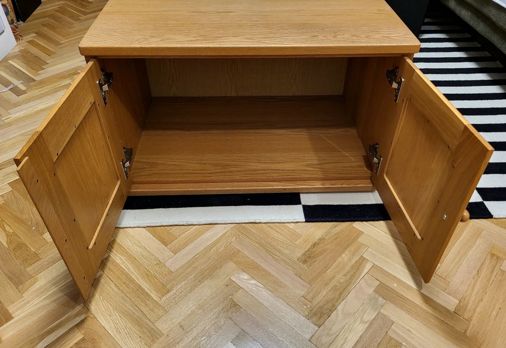 Dulap și comoda din pal și MDF