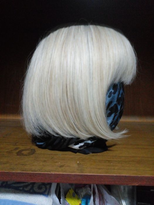 Продаю парик каре русый за 100$ г. Нурофшон ориентир той тепа