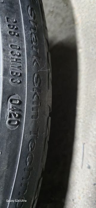 Летни гуми 205/55  R16 и  225/40 R18