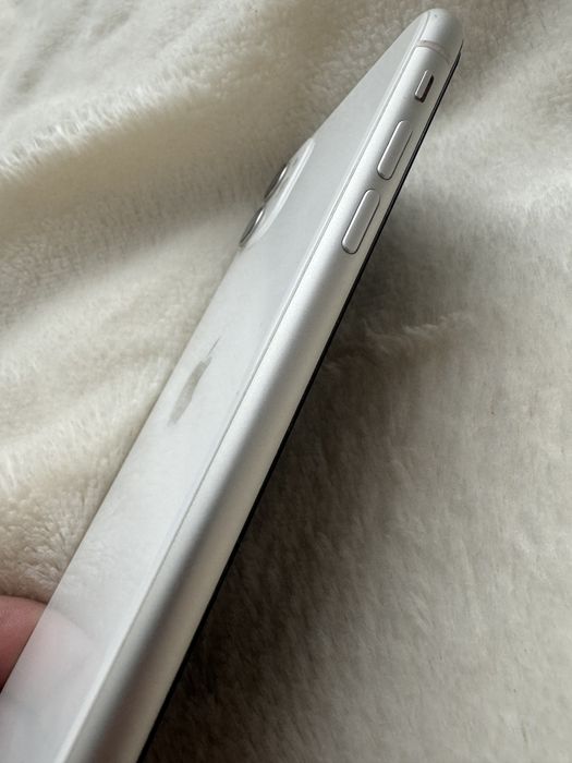 IPhone 11 256 gb white