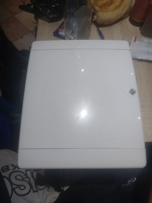 Продам электро щиток