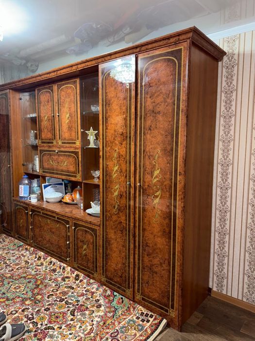 продам шифонер корич