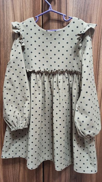 Продам платье для девочки