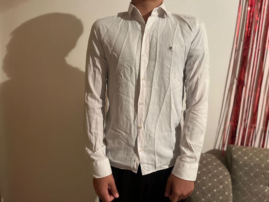 Продам рубашки школьные