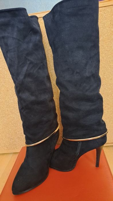 Дамски ботуши на ток