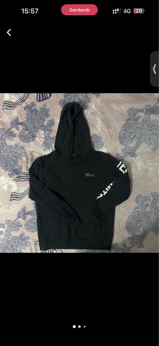 Продам одежду в отличном состоянии