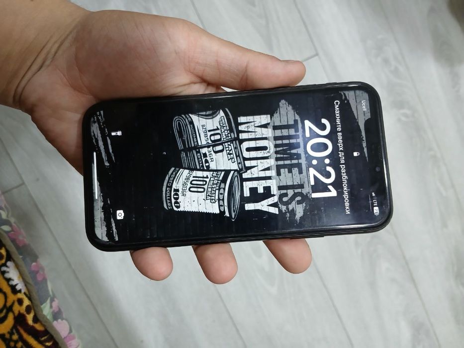 Iphone Xr 128tali face id ishlidi