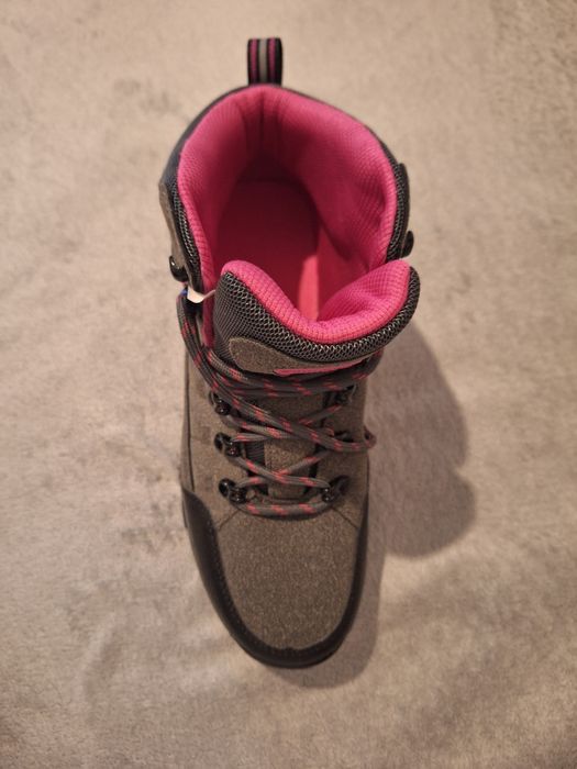 Ghete pentru drumeții