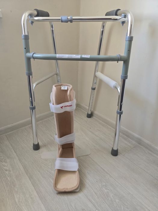 Ходунки и лангет