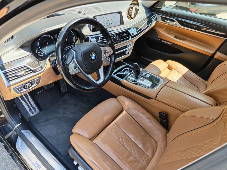 Bmw 750 XD 400 CP G12 Luxury Stare Perfecta Propietar Variante