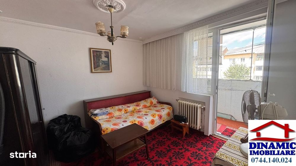 Ap 2 camere decomandat, etaj 3 – Precista, zona Școala 10, 49 000 Euro