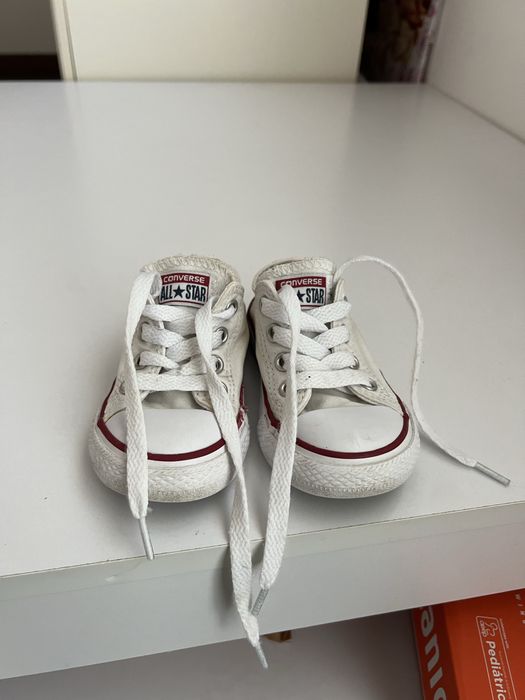 Adidasi si tenesi copii